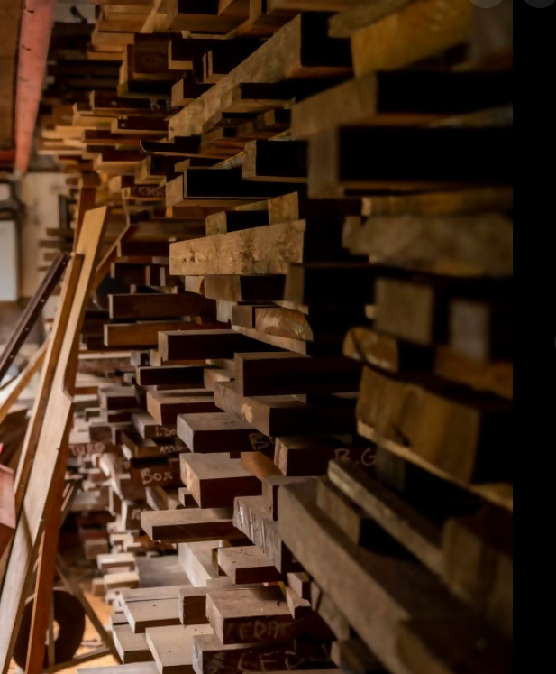 Australian hardwood timber cut to size for furniture making, joinery and custom woodworking by Plateau Timbers NSW