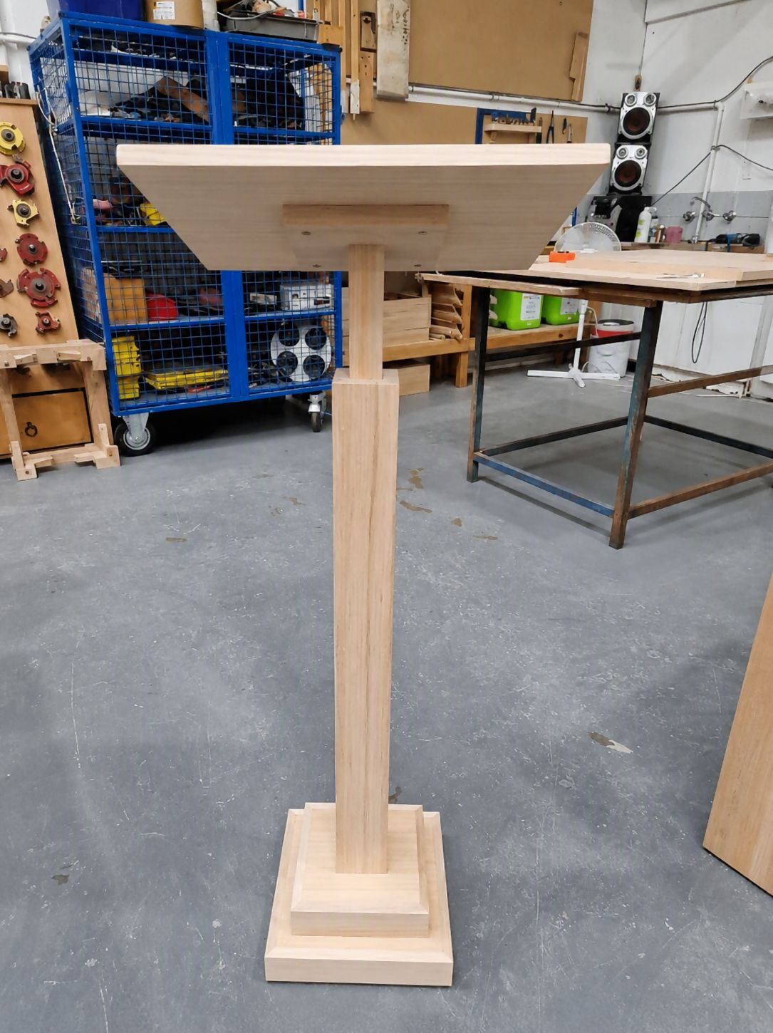 flamingo-furniture-timber-lectern-side-view