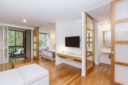 flamingo-furniture-byron-bay-internal-sliding-doors-open