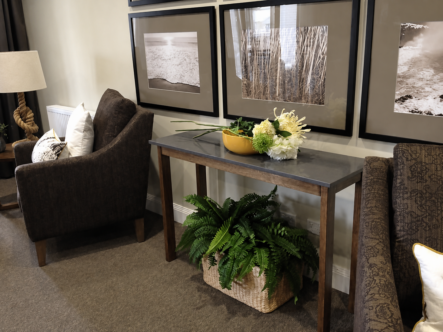 flamingo-furniture-signature-hall-table