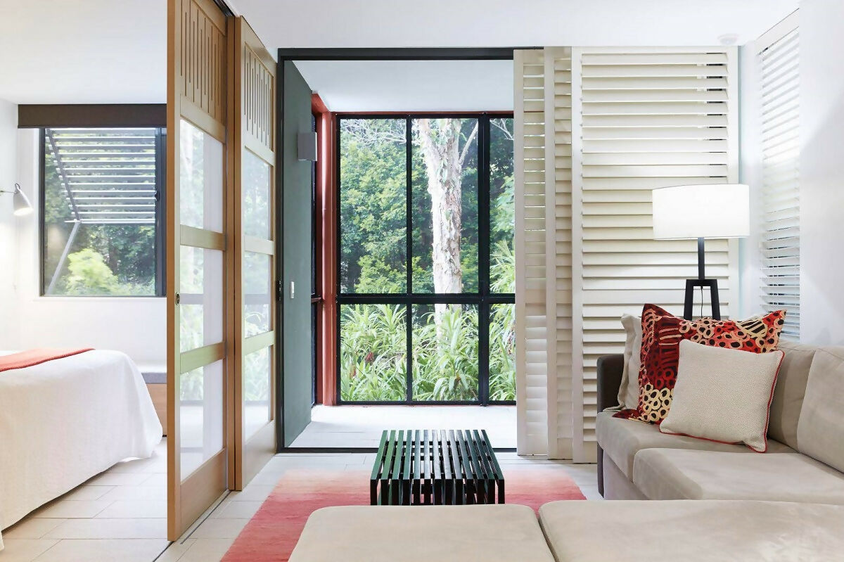 flamingo-furniture-byron-bay-internal-sliding-doors-bedroom