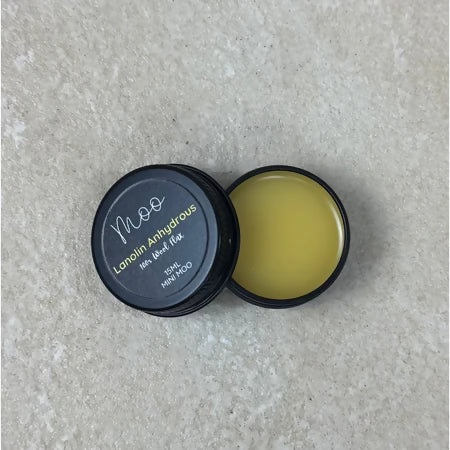 Australian made Moo Organics Lanolin Anhydrous moisture balm for dry sensitive skin